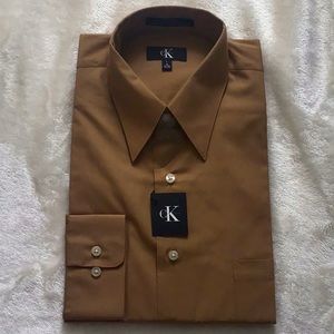 Calvin Klein Dress Shirt Men. Size Large 16 32/33. NWT